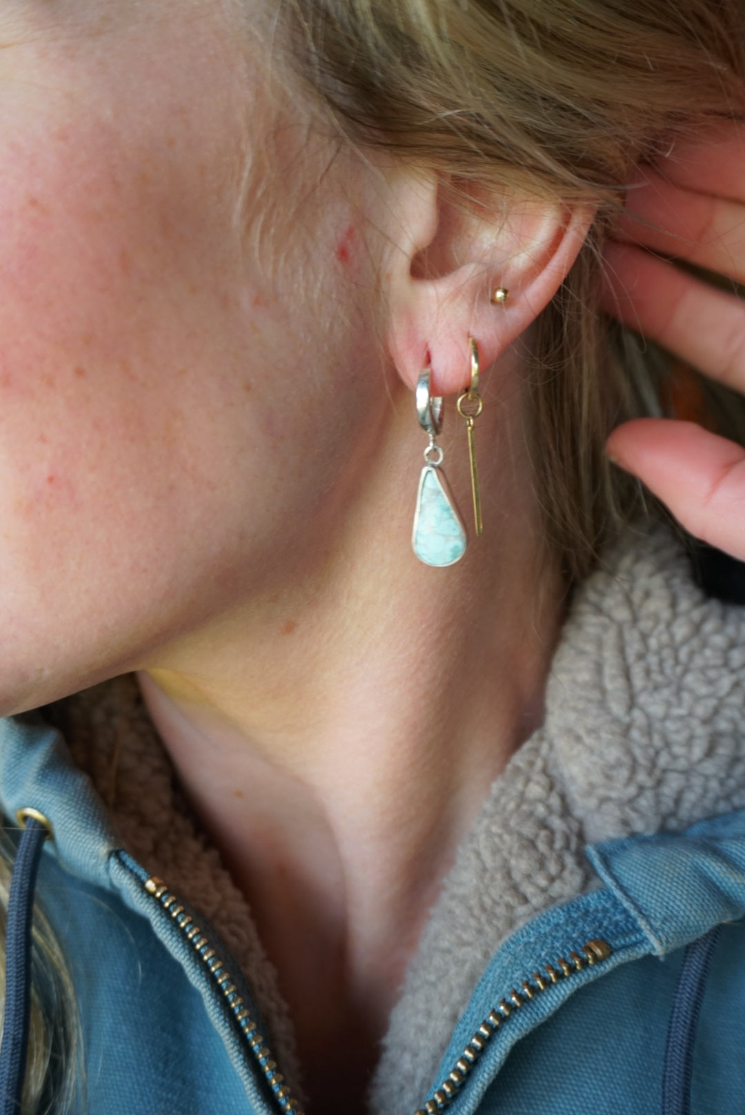 Dainty hooligan pale turquoise drop